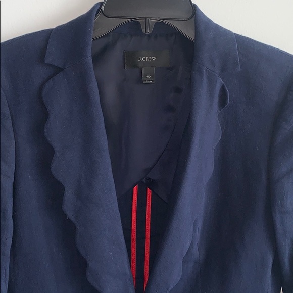 Women's Linen Blazer With Scalloped Collar - Picture 5 of 10